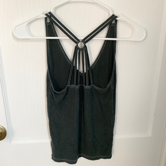 Strappy V neck Tank - Picture 3 of 5